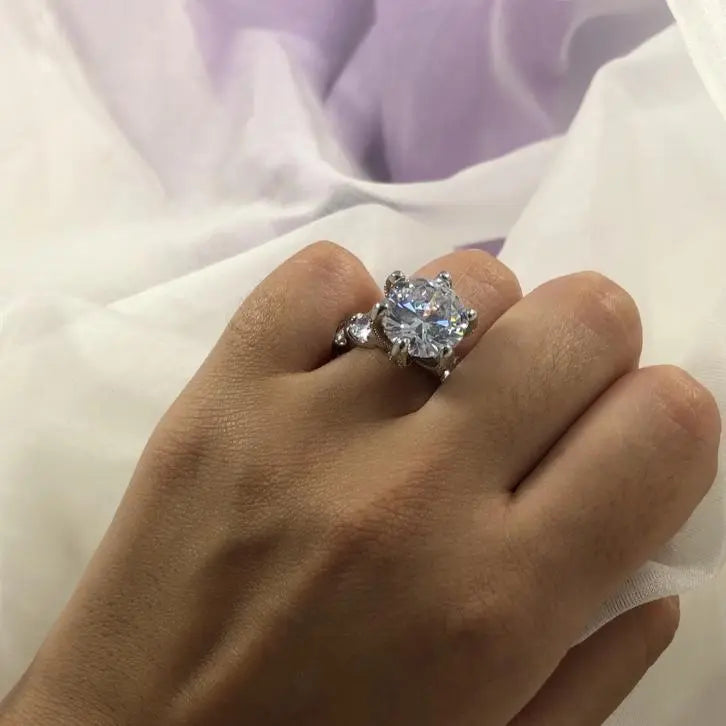 Hollywood Party Ring - Salty Accessories
