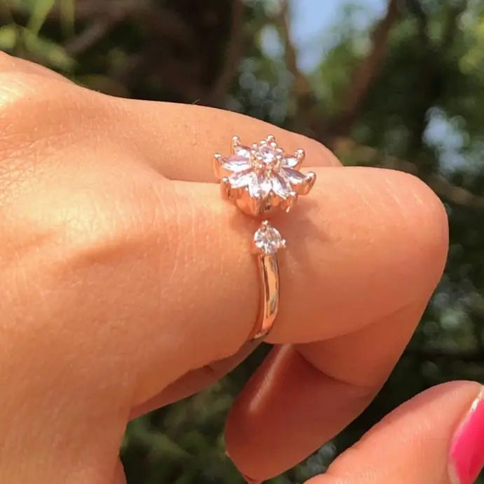 Luna Spinner Ring - Salty Accessories