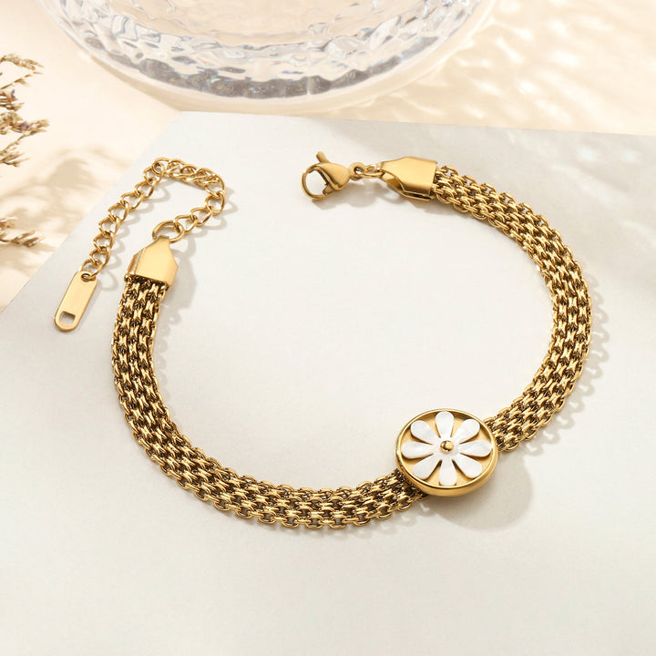 Quaint Flora Gold Bracelet - Salty Accessories