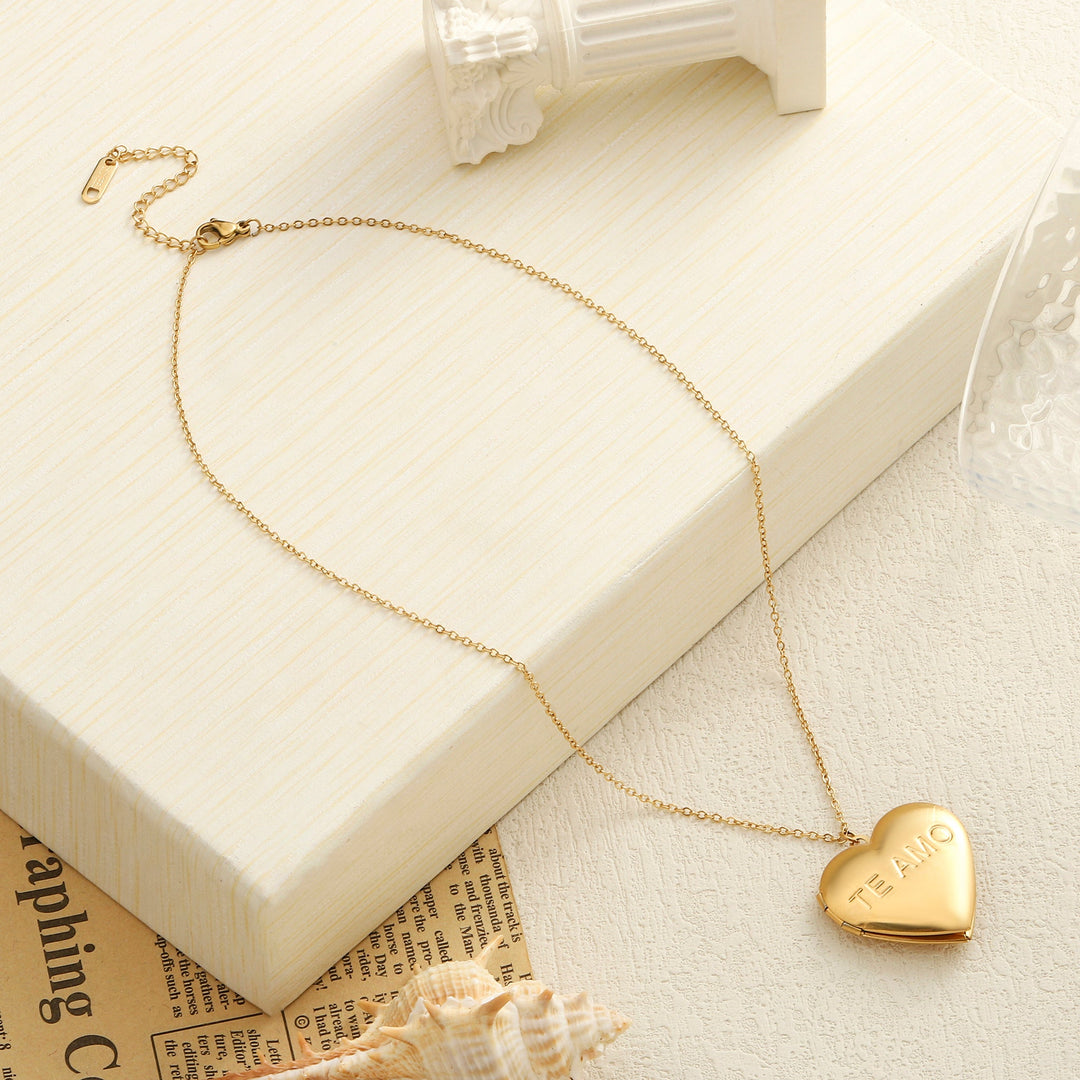 Magnificent Heart Necklace - Salty Accessories