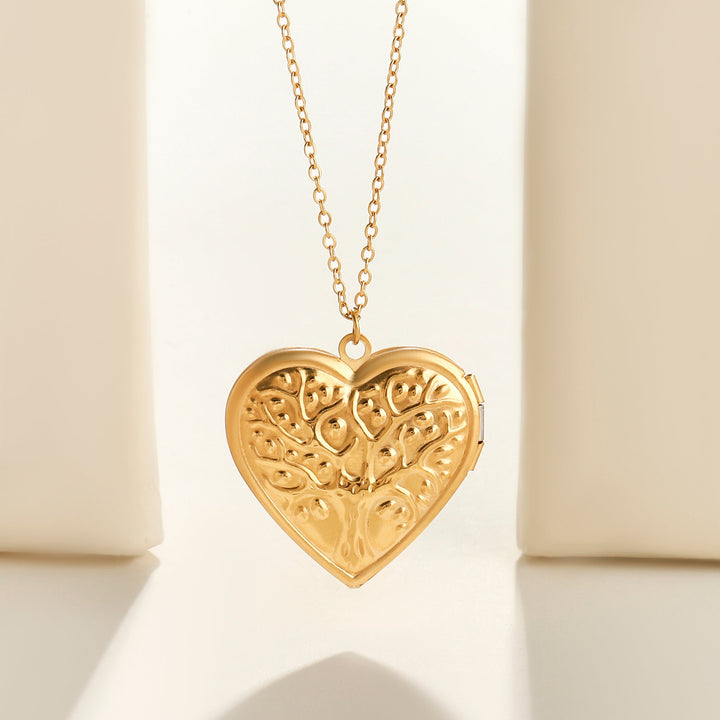 Magnificent Heart Necklace - Salty Accessories