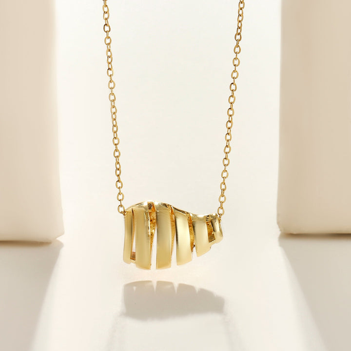 Lustrous Golden Necklace