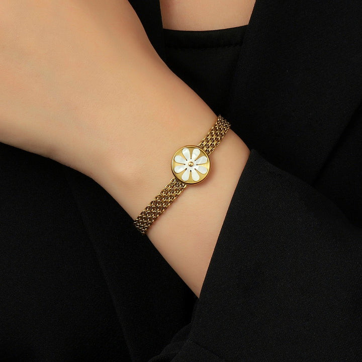 Quaint Flora Gold Bracelet - Salty Accessories