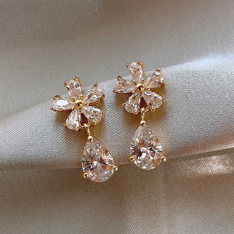 Bloomdrop Radiance Earrings