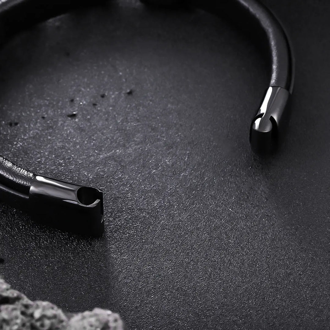 Infinity Knot Leather Bracelet - Black | Salty
