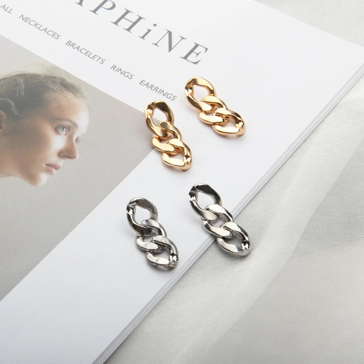 Interlinked Chain Minimalist Drop Earrings - Gold