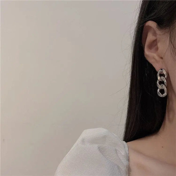 Interlinked Chain Minimalist Drop Earrings - Silver - Salty Accessories
