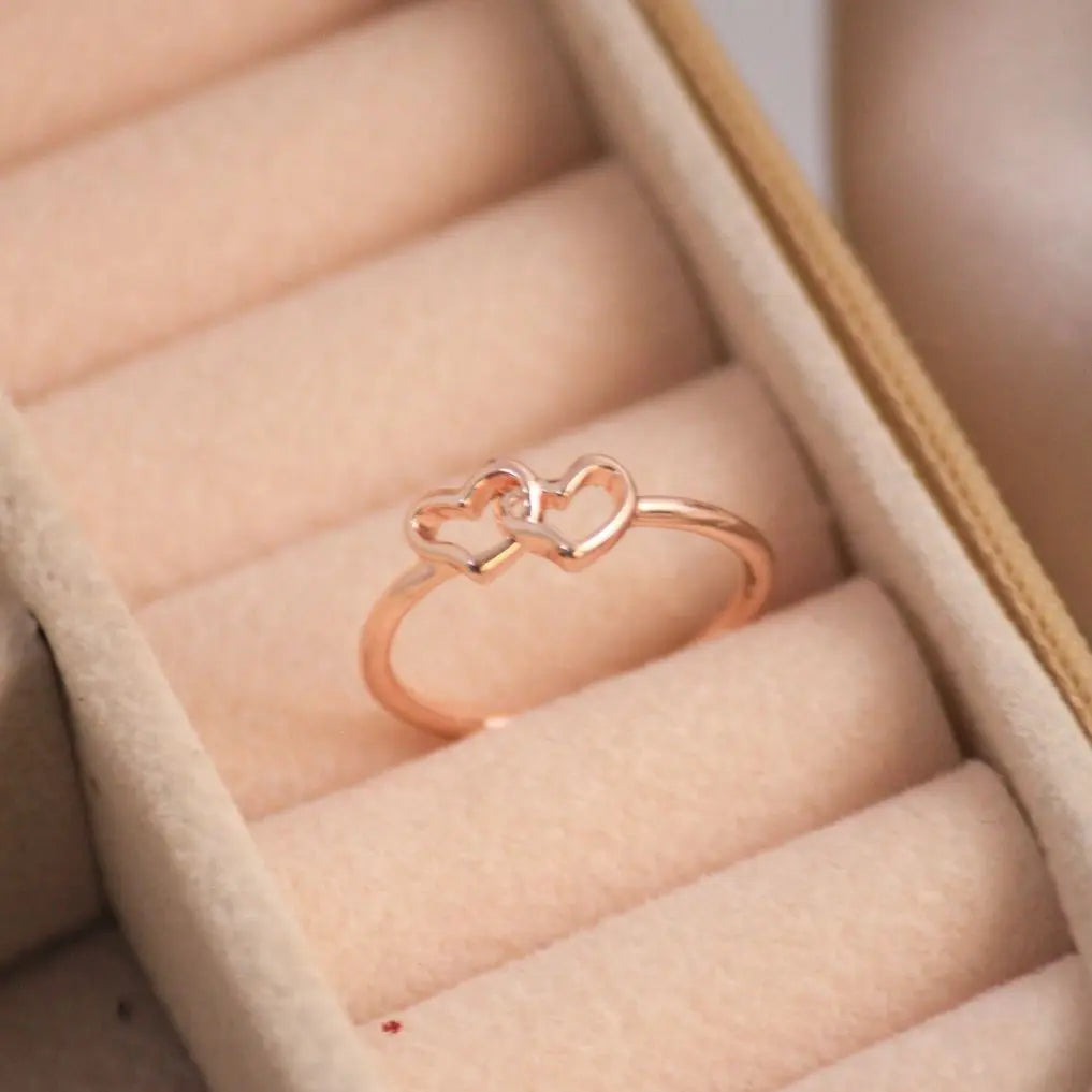 Interlinked heart rose-gold ring - Salty Accessories