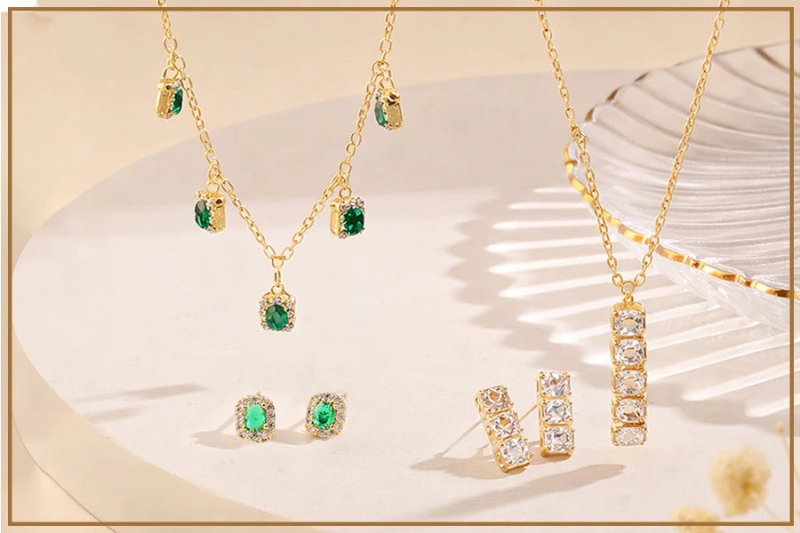 JEWELLERY
SETS