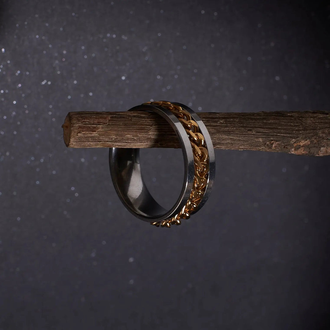 Jared Golden Chain Ring