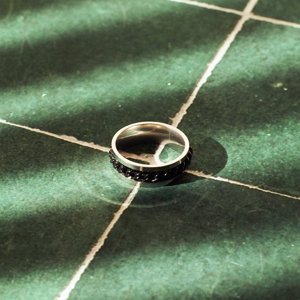 Jared Black Chain Ring