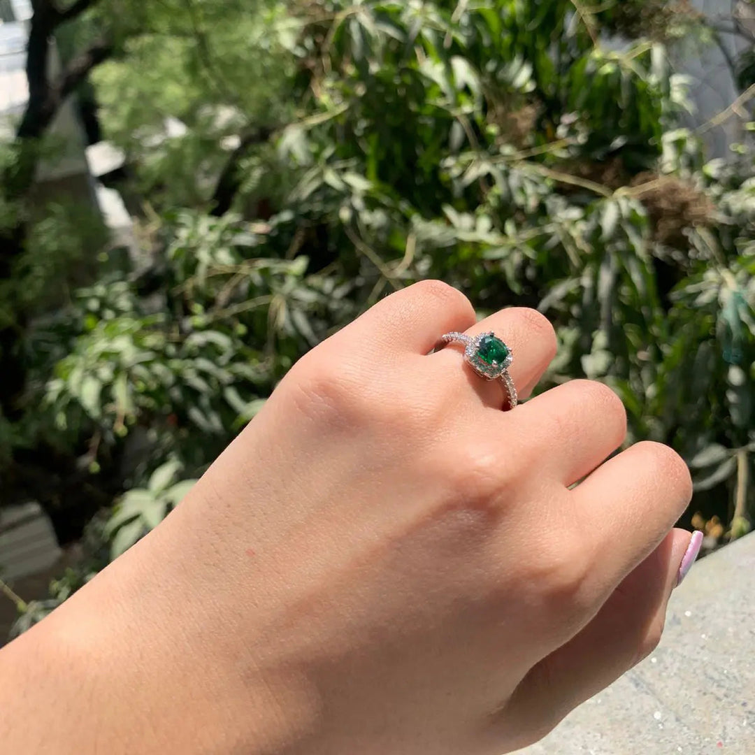 Kiara's Green Emerald Engagement Ring - Salty Accessories