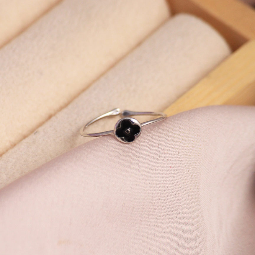 Korean Black Floral Silver Ring