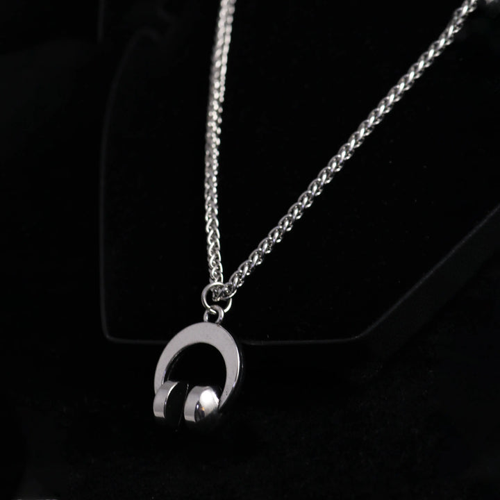 La Musique Locket Chain