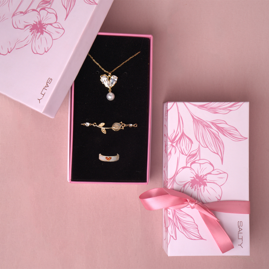 Unwrap the Magic – Daydream bow box