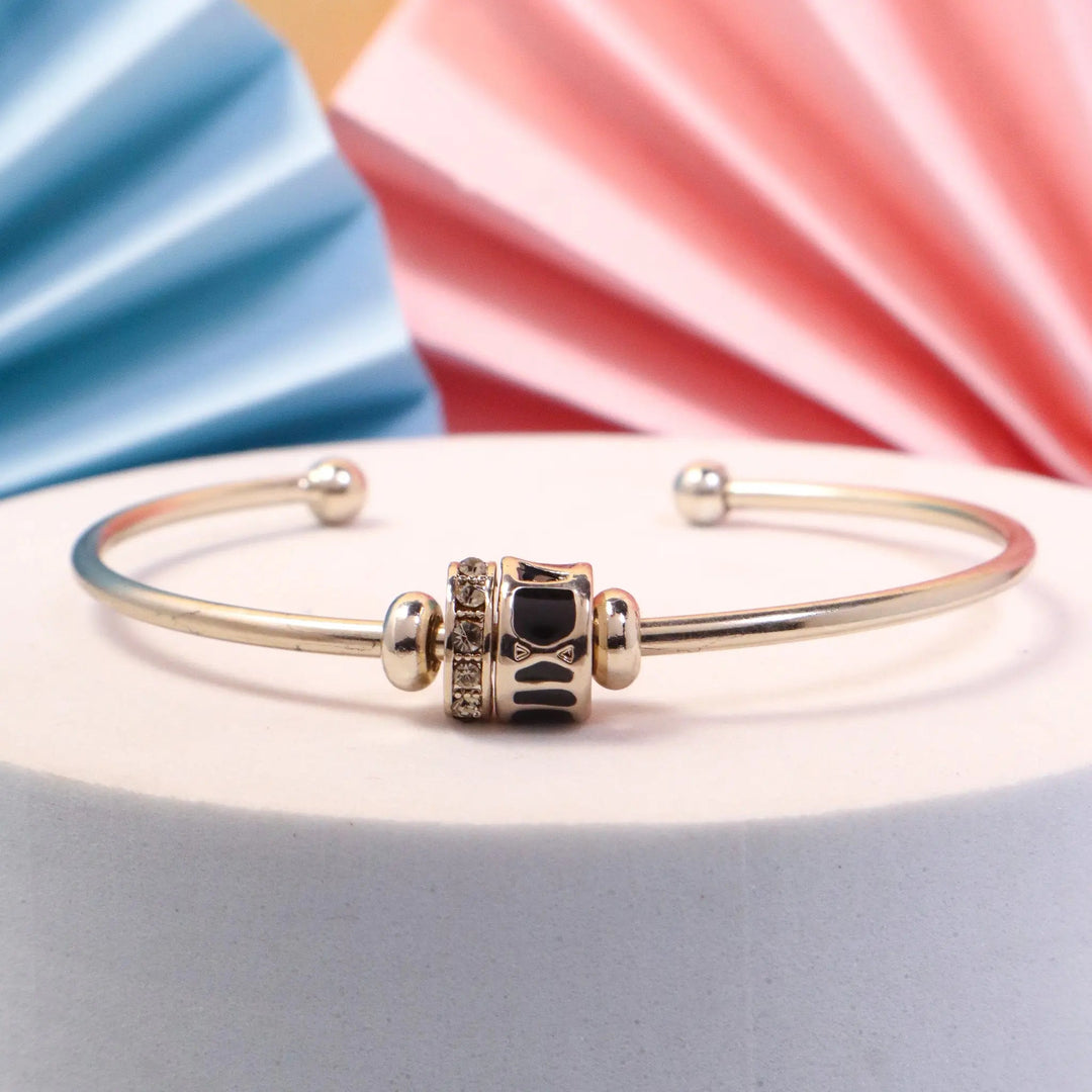 Love Angel Rotating cuff - Black - Salty Accessories