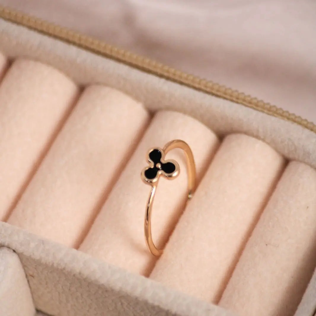 Lucky Black Band - Salty Accessories