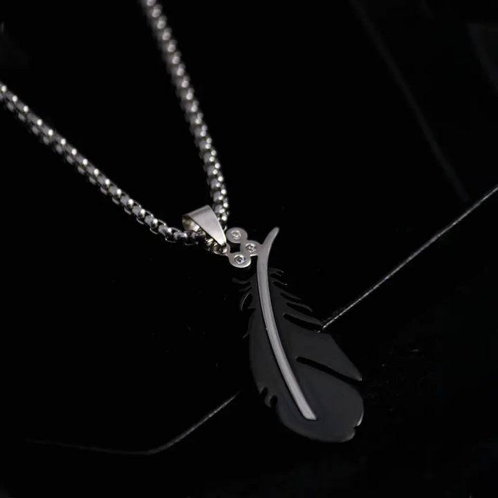 Lucky Raven Feather Chain