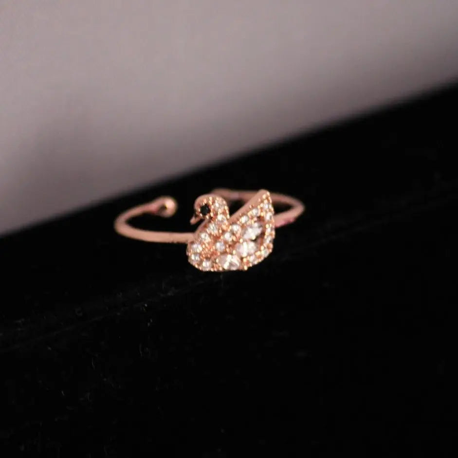 Lucky Swan Ring (Anti -Tarnish) - Salty Accessories