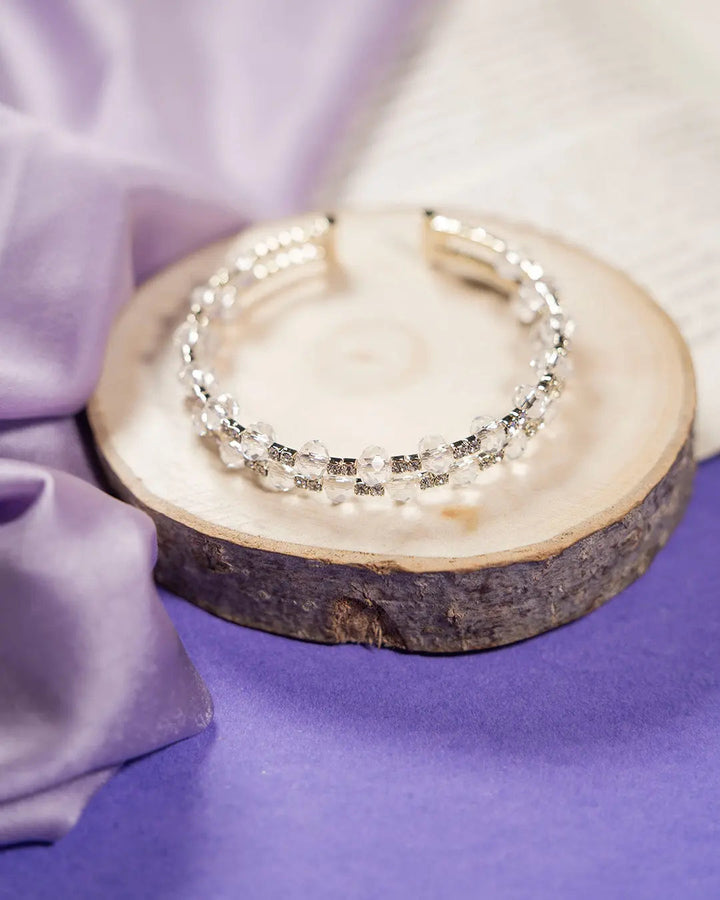 Lucky Pearls Cuff Bracelet - Gold - Salty Accessories