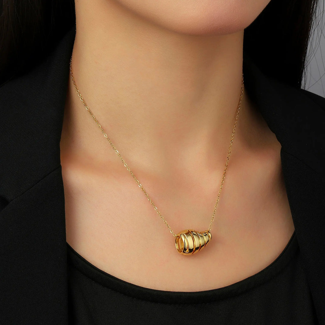 Lustrous Golden Necklace - Salty Accessories