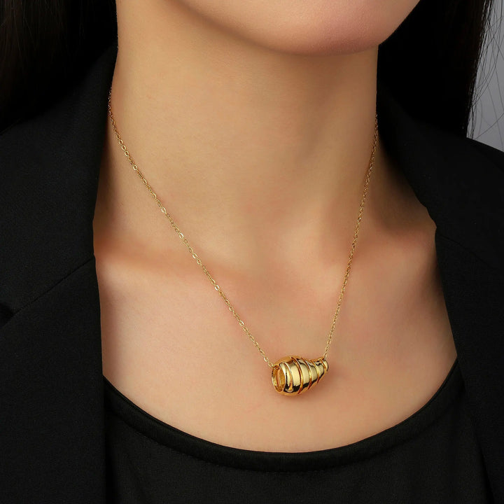 Lustrous Golden Necklace - Salty Accessories