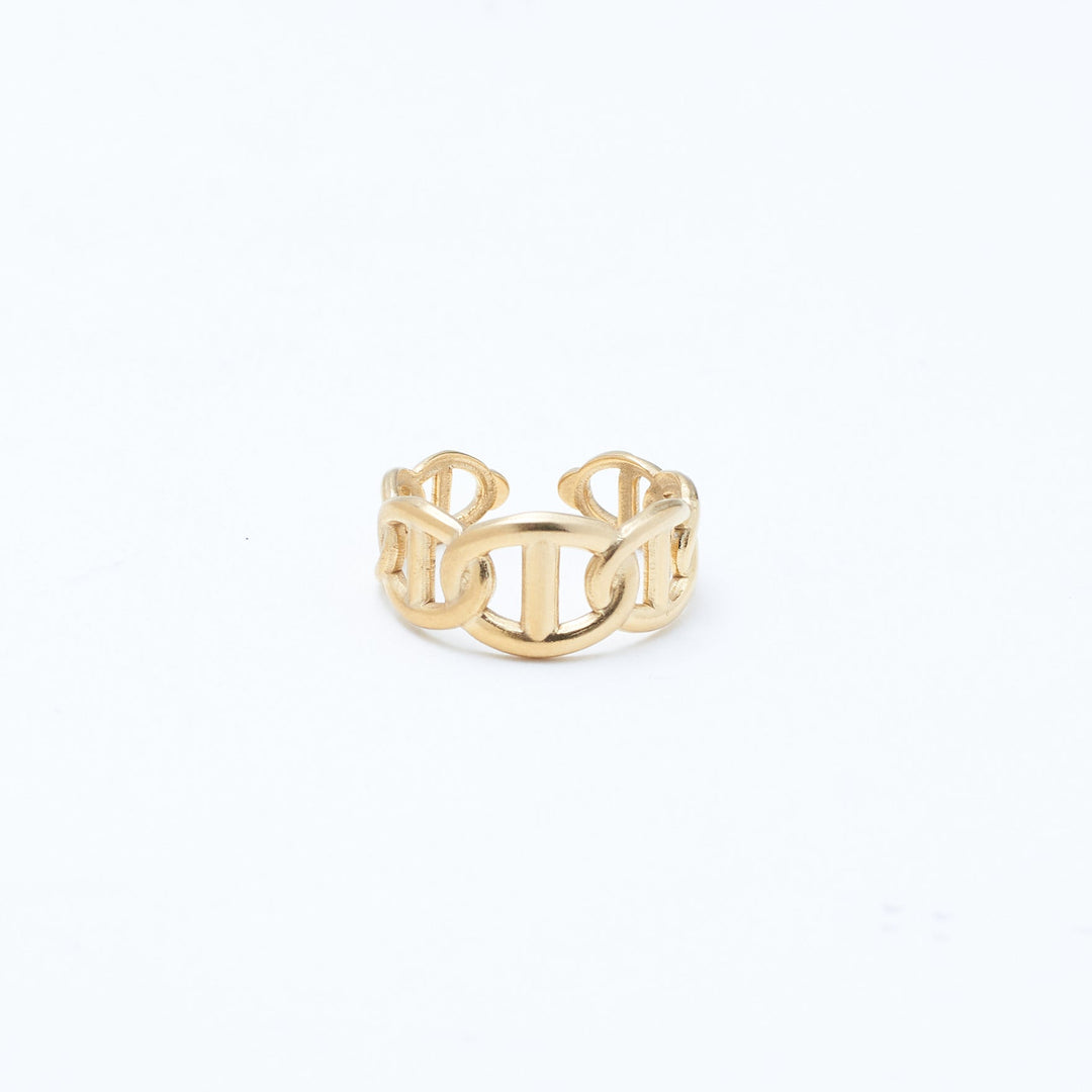 Luxurious Legacy Ring