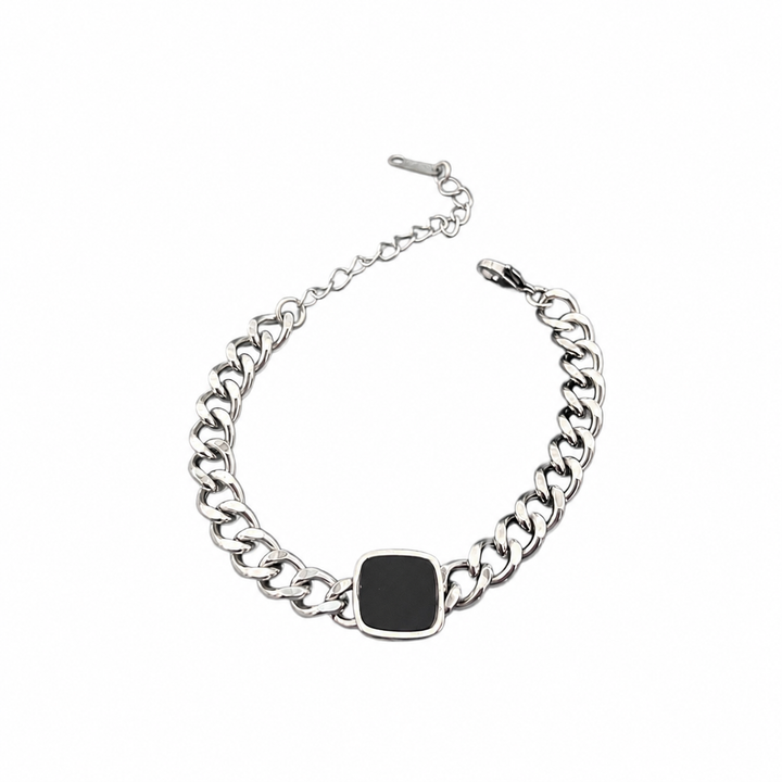 Onyx Signet Bracelet | Salty