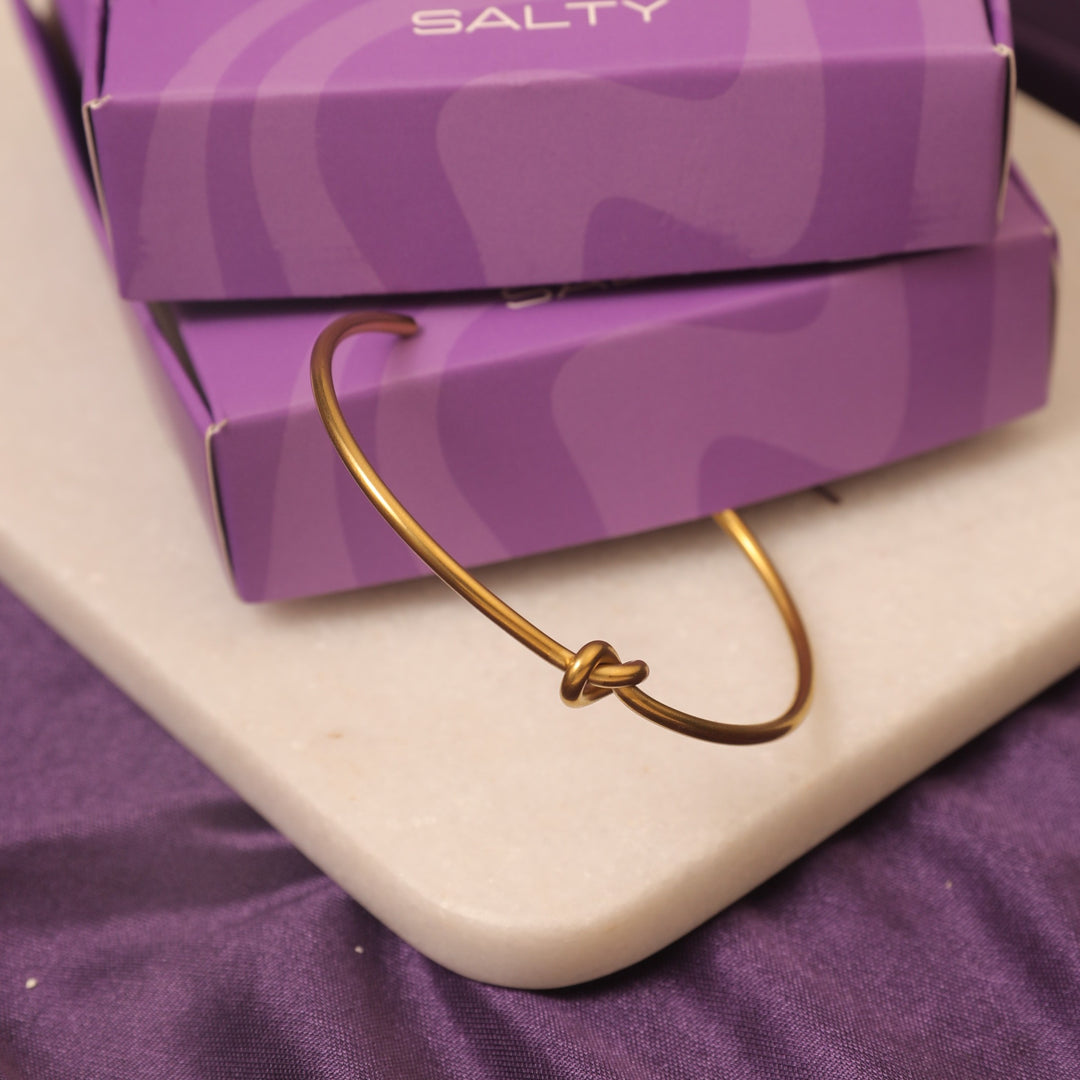 Unity Knot Wristlet - Gold