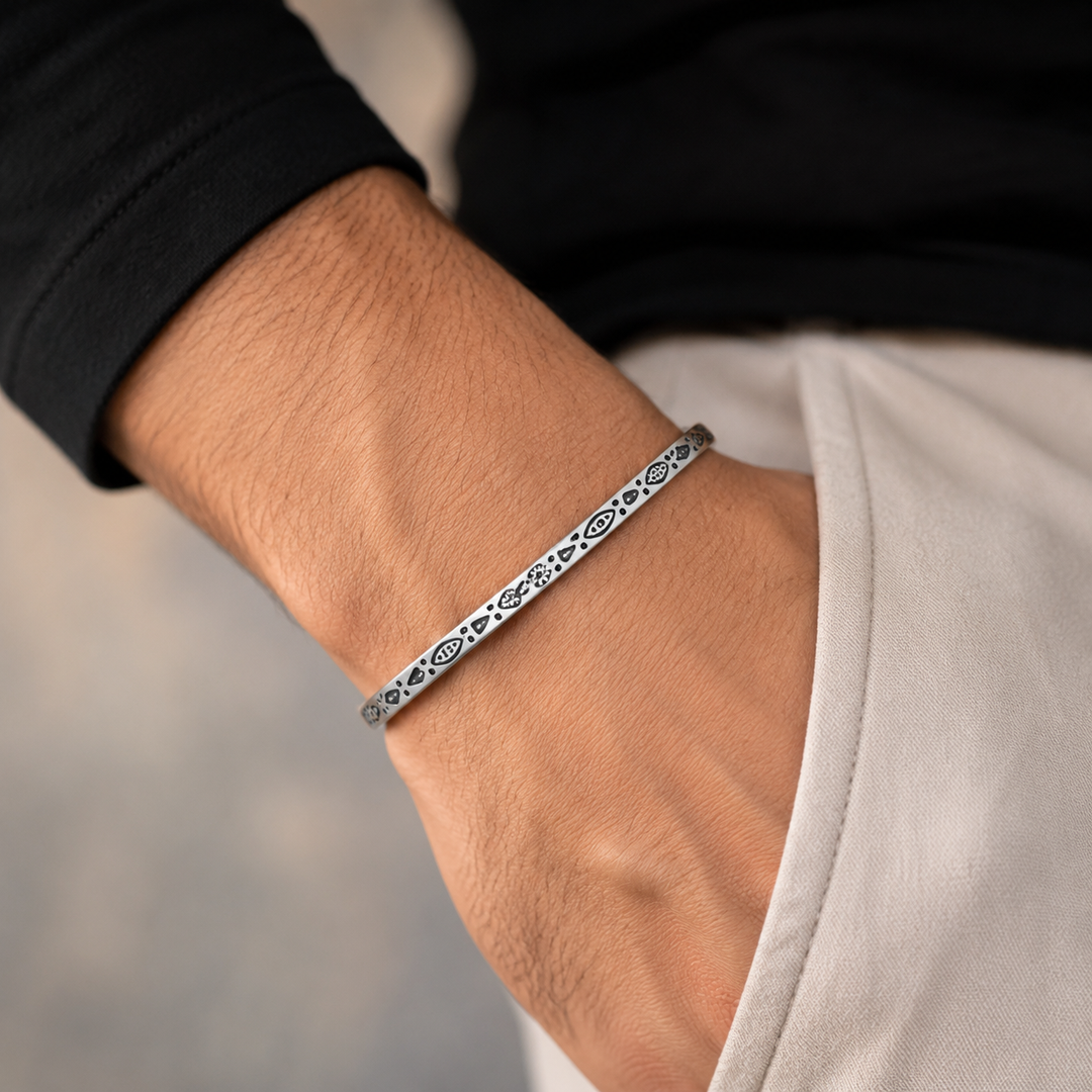 Tarazwa Silver Cuff