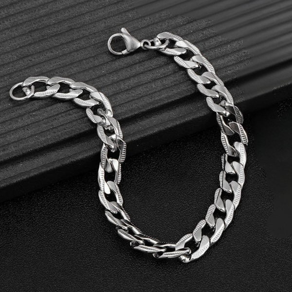 Axen Bold Bracelet