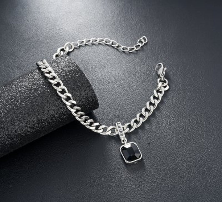 Onyx Crest Chain Bracelet