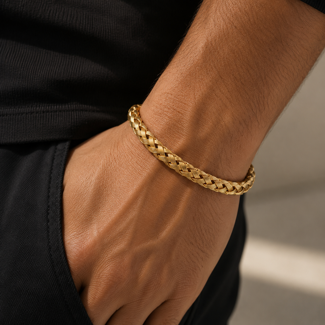 Crosslink Open Cuff Bracelet - Gold