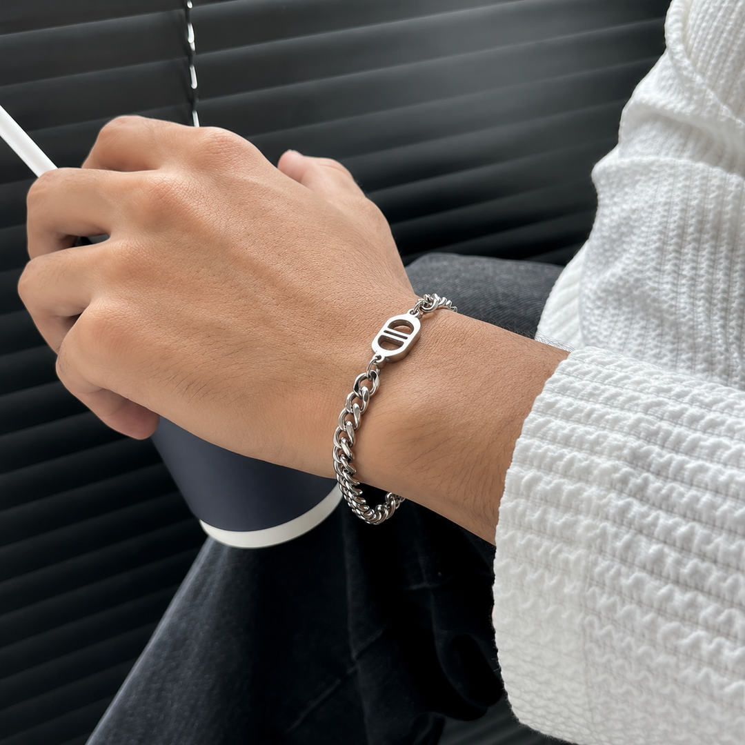 Cavalier Bracelet