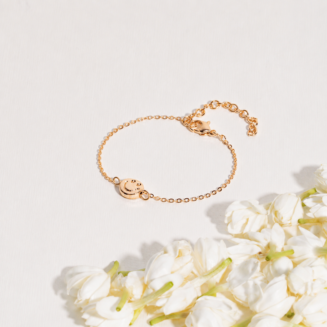 Smiley Icon Link Bracelet