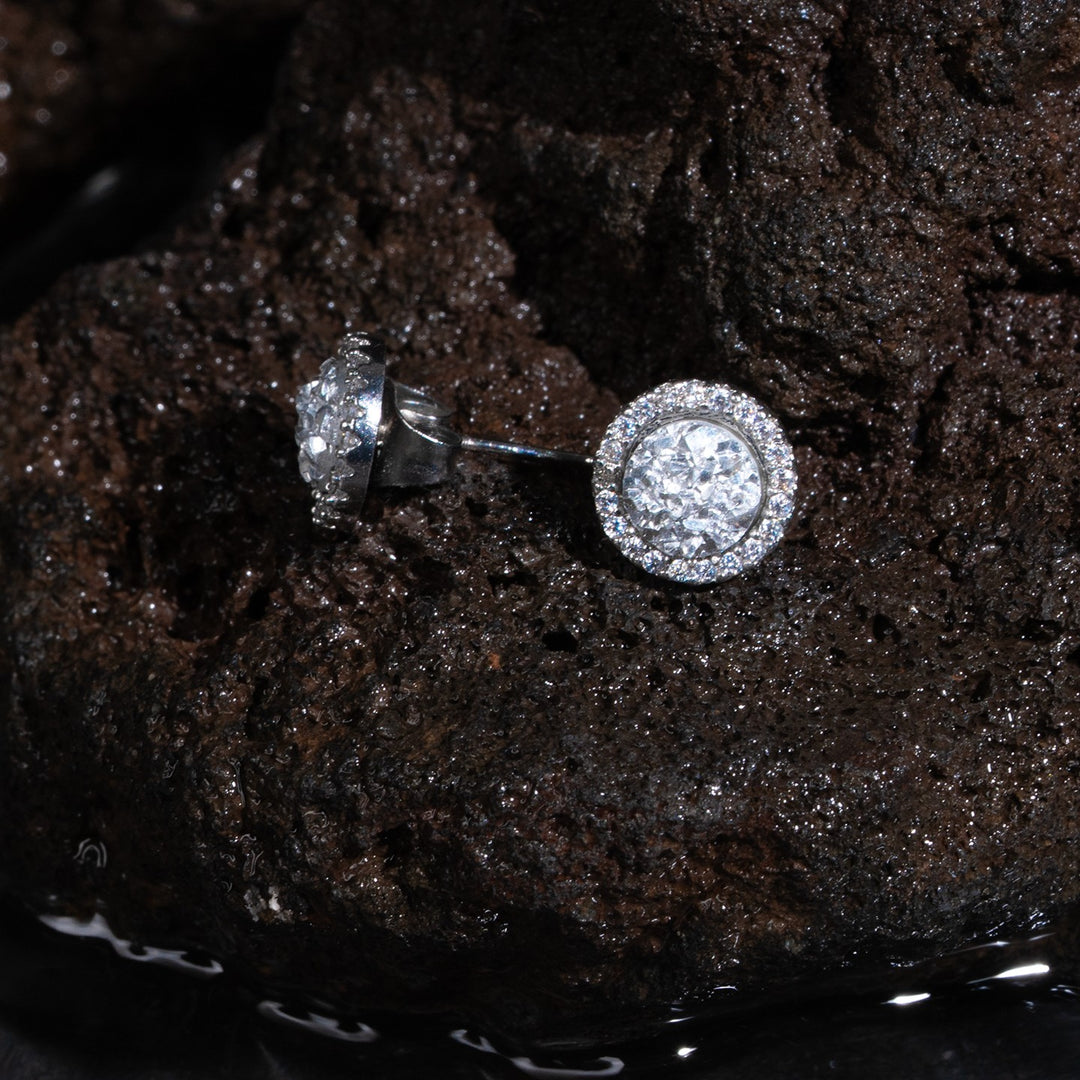 Hawk Solitaire Studs