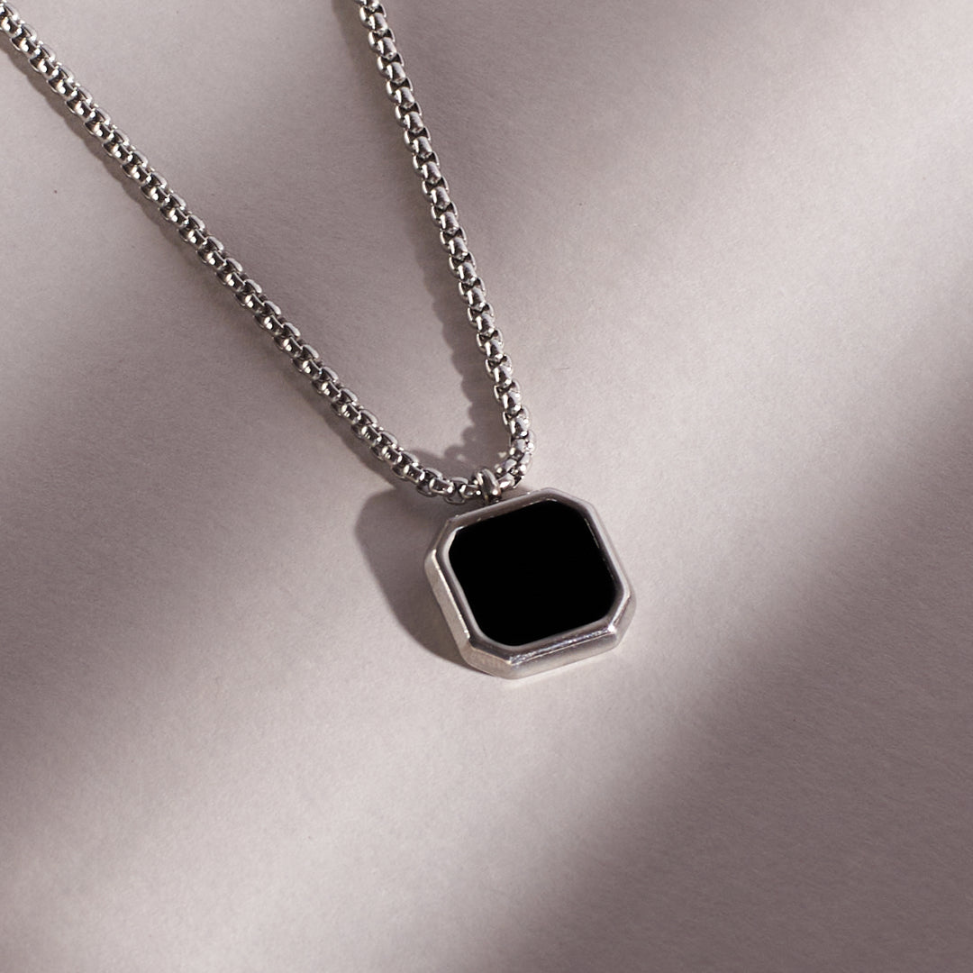 Dark Aura Midnight Chain and Hoop Set