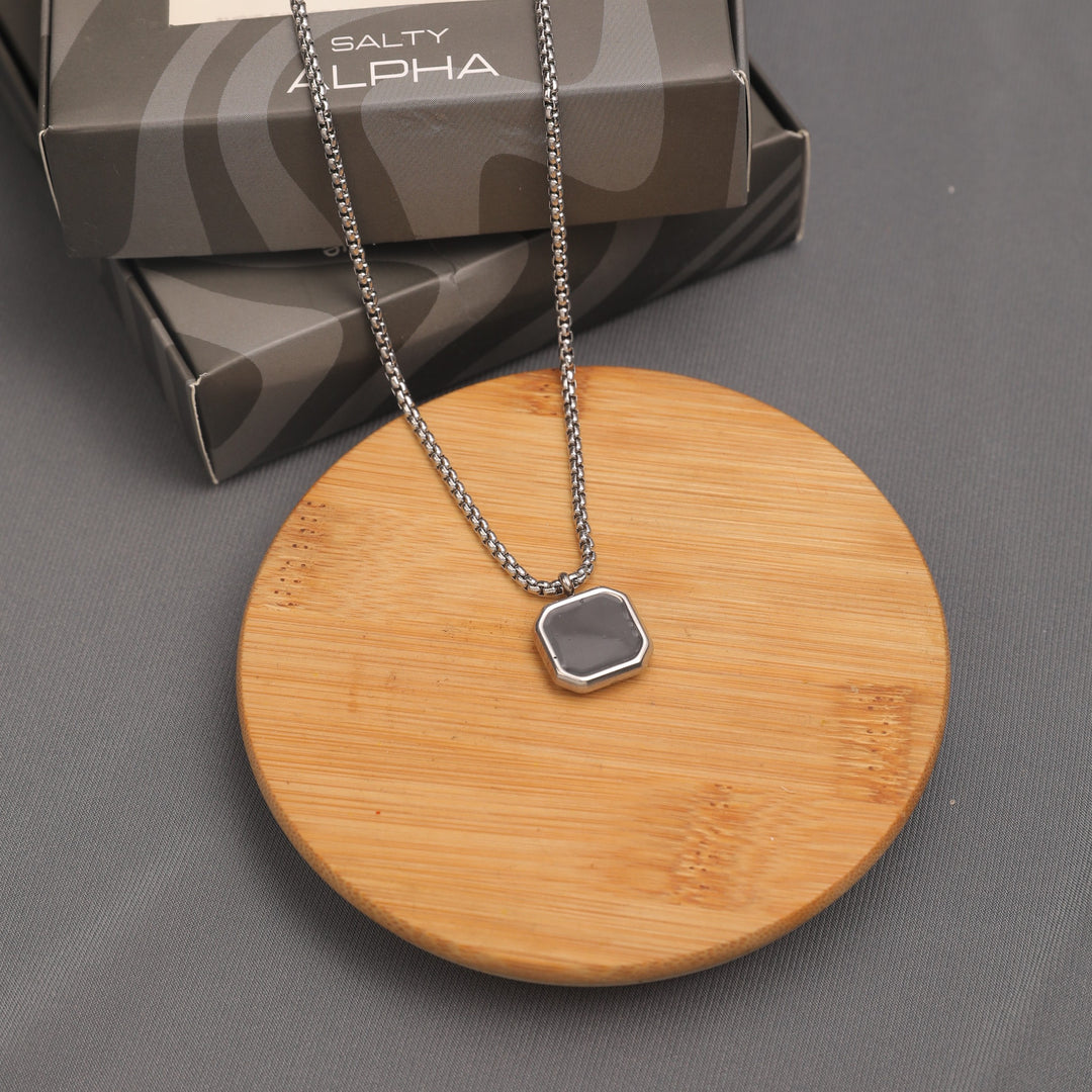 Midnight Charisma Chain