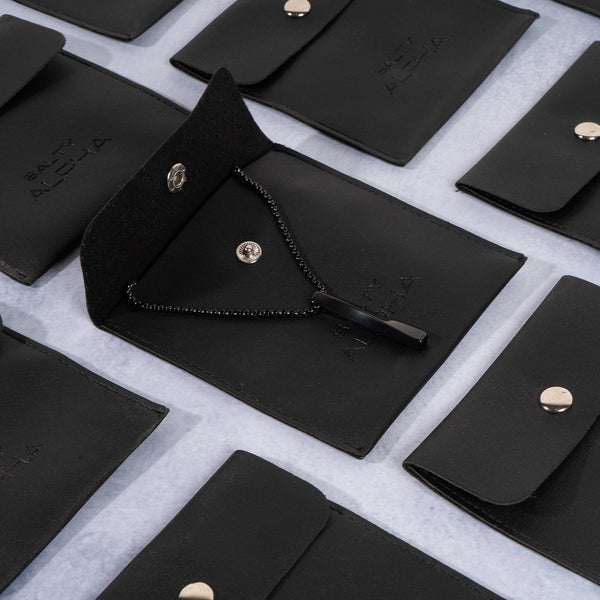 Collier Black Chain