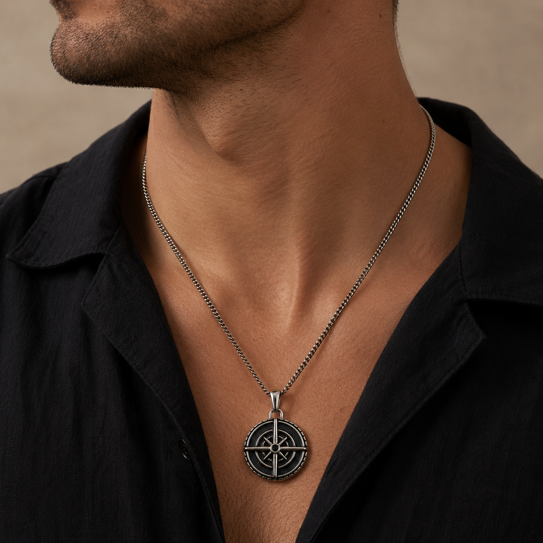 Mountain Hikers Compass Chain