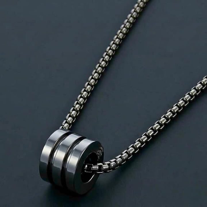 Traveler Black Chain Necklace