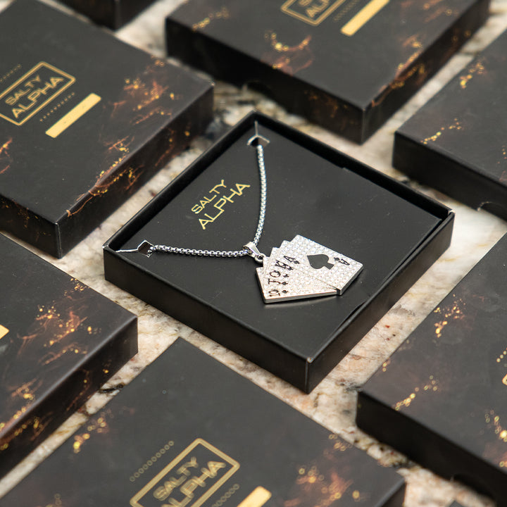 Black Pip Cards Chain