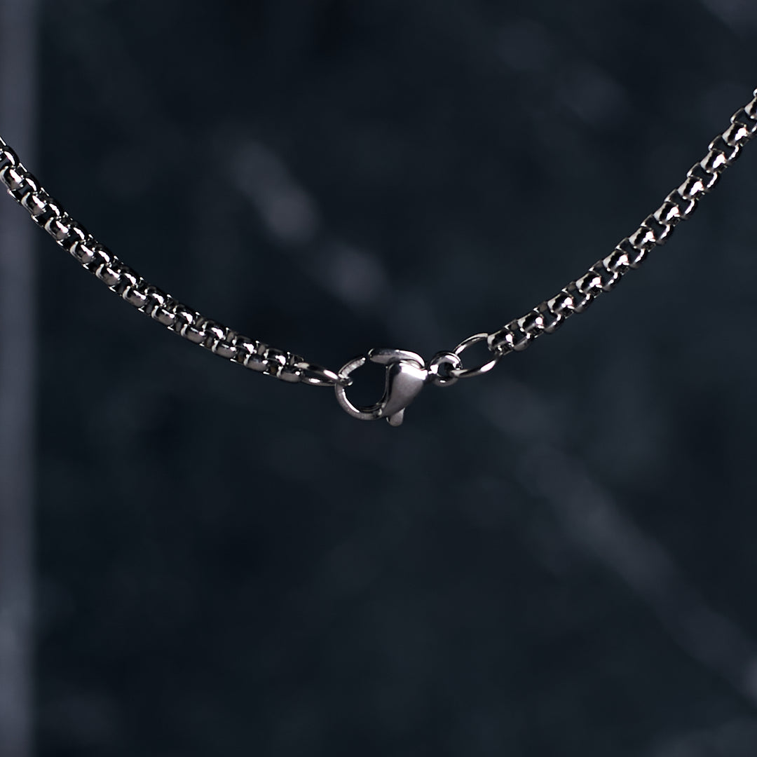 Lucky Bloom Silver Chain