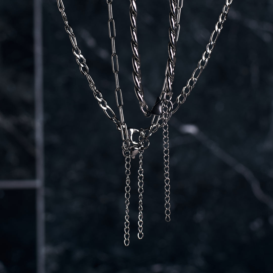 Sleek Linking Layered Chain