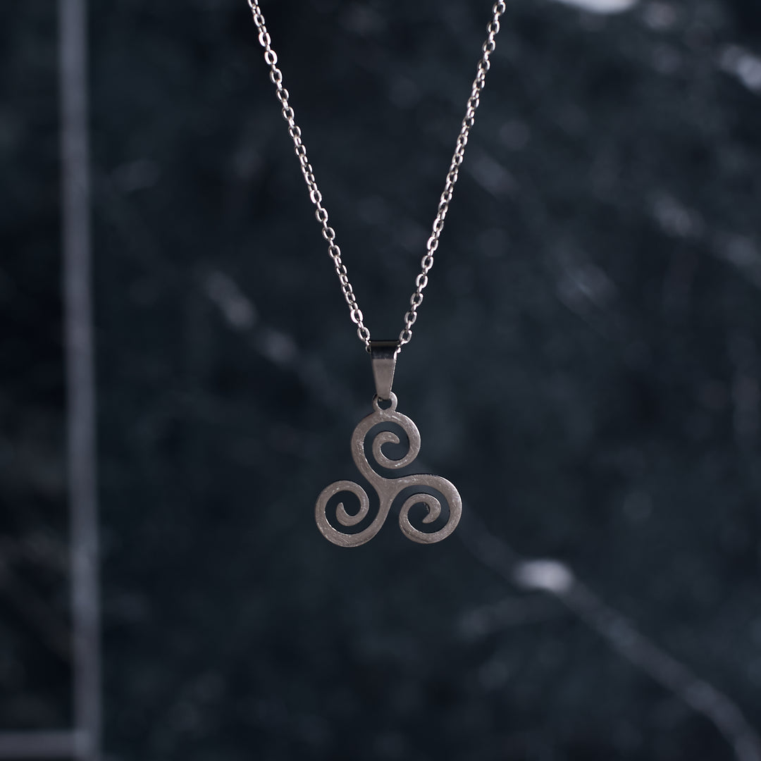 Curves in Harmony Necklace