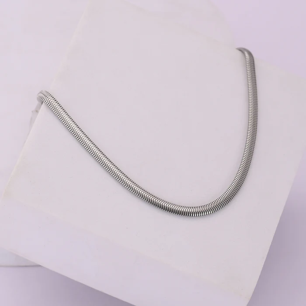 Minimalist Silver Glide Chain