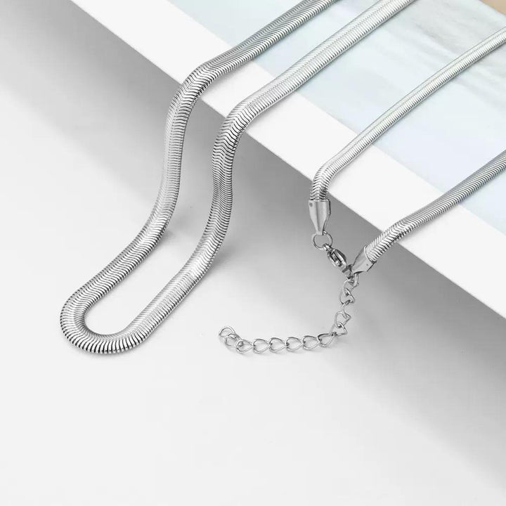 Minimalist Silver Glide Chain