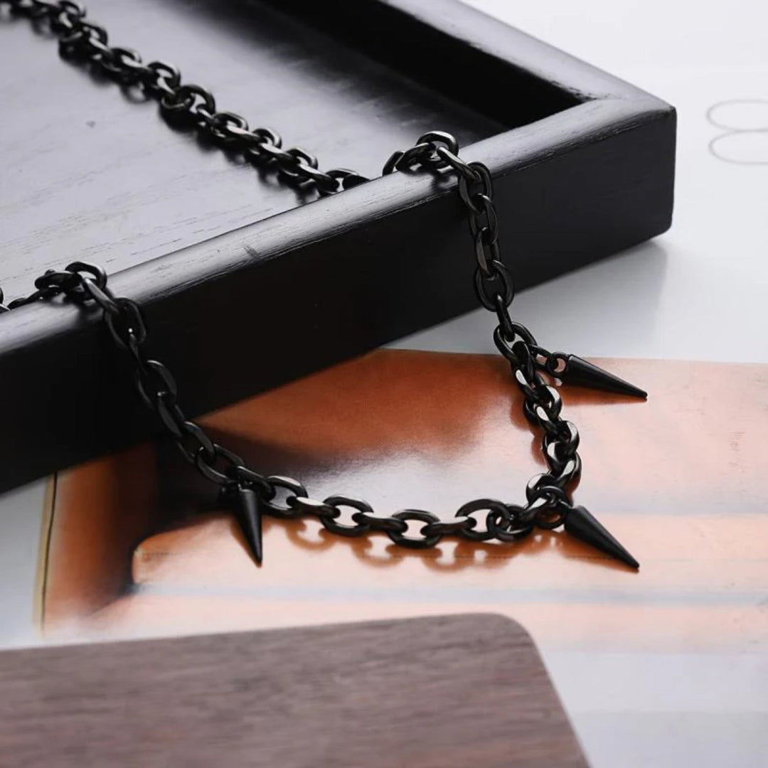 Rogue Spike Chain Necklace - Black | Salty