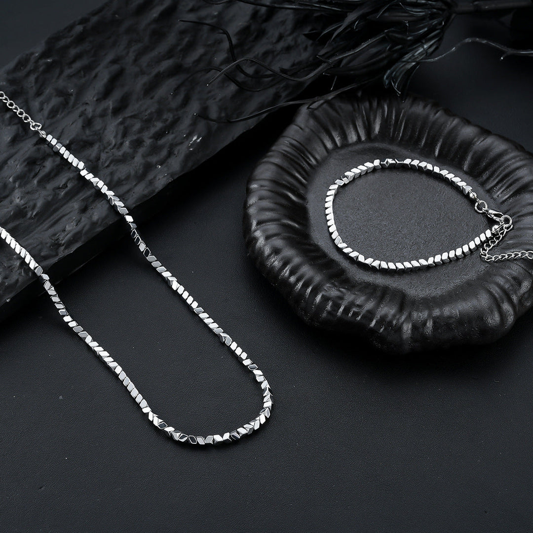 Titan Edge Bead Necklace - Silver | Salty