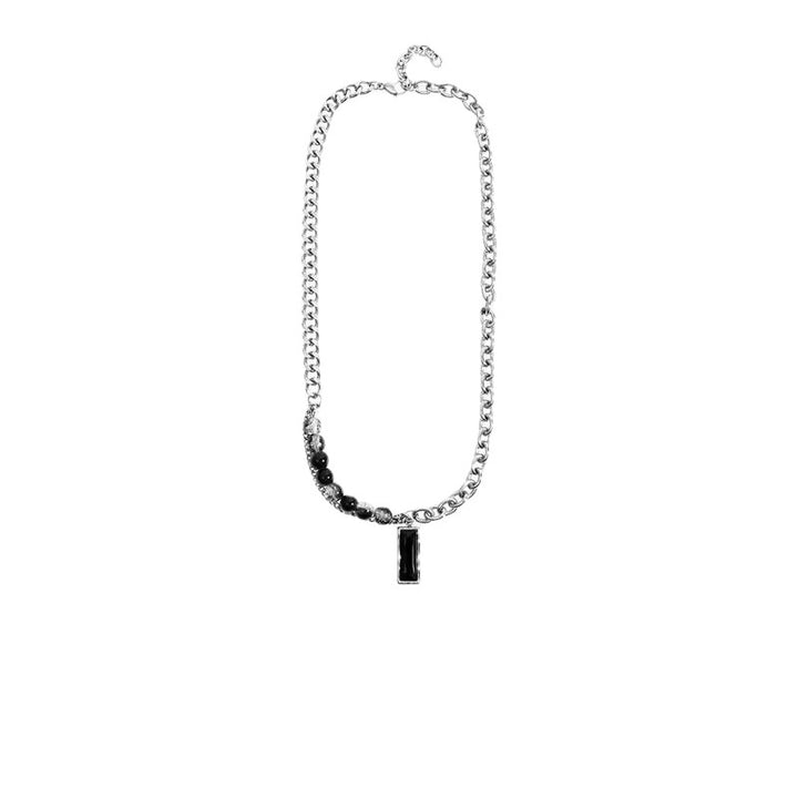 Vanta Pendant Necklace